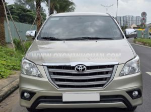 Xe Toyota Innova 2.0E 2015