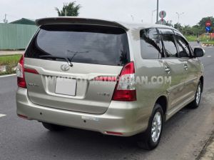 Xe Toyota Innova 2.0E 2015