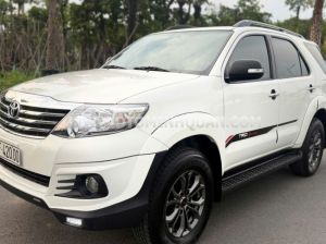 Xe Toyota Fortuner TRD Sportivo 4x2 AT 2016