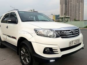 Xe Toyota Fortuner TRD Sportivo 4x2 AT 2016