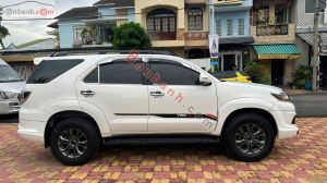 Xe Toyota Fortuner TRD Sportivo 4x2 AT 2016