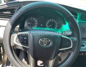 Xe Toyota Innova 2.0E 2016
