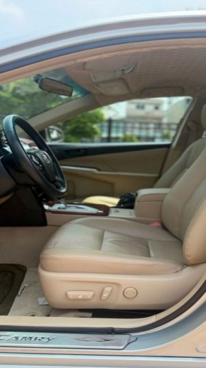 Xe Toyota Camry 2.5G 2013